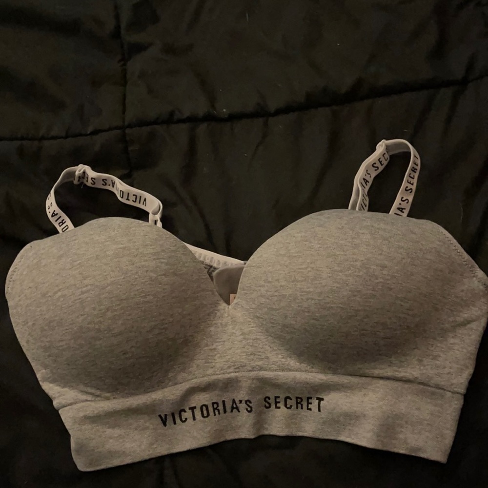COPY - Victoria’s Secret bralette L/G 36D